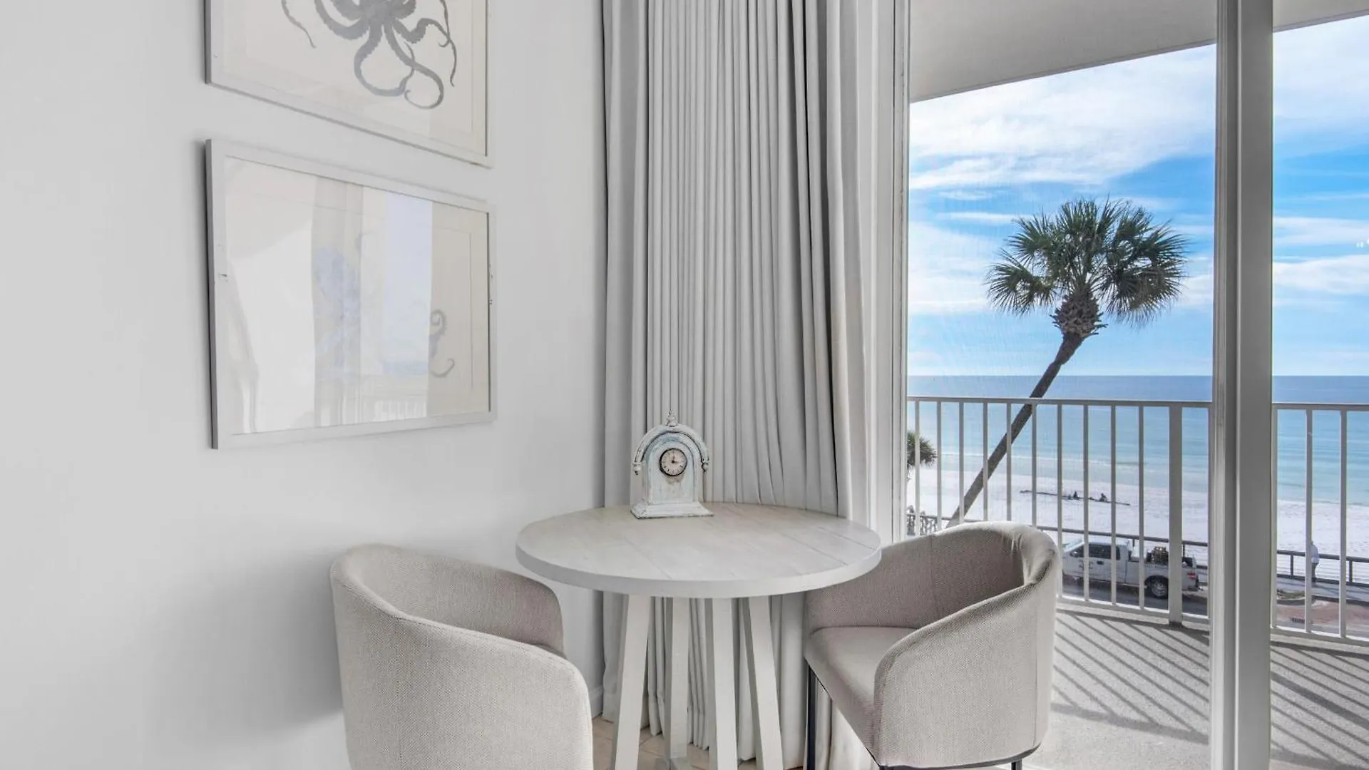 Majestic Sun 302A Villa Destin 0*,  United States