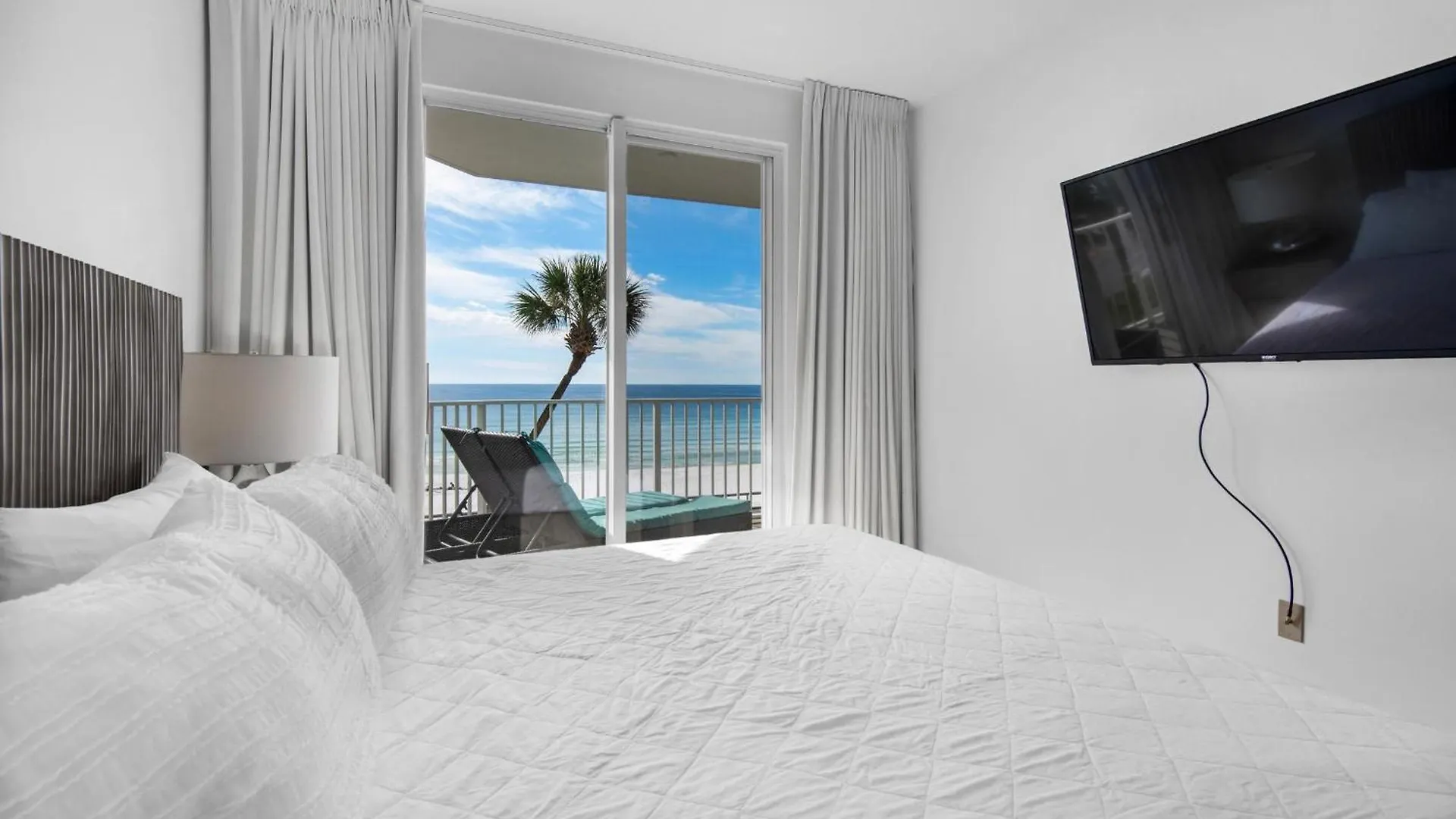 Majestic Sun 302A Villa Destin Holiday home